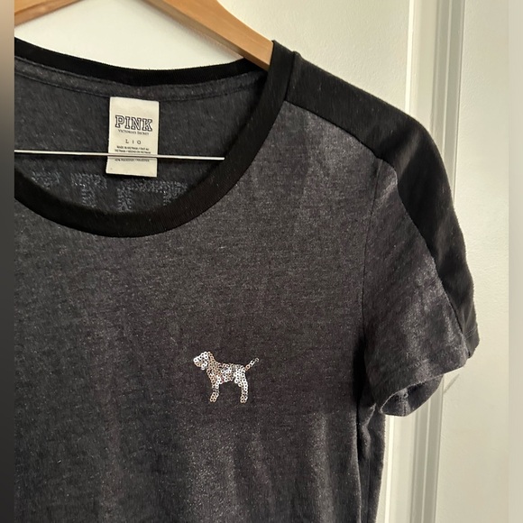 PINK Victoria Secrets Grey/Blacj with Sequence Tshirt Size L - Picture 4 of 9